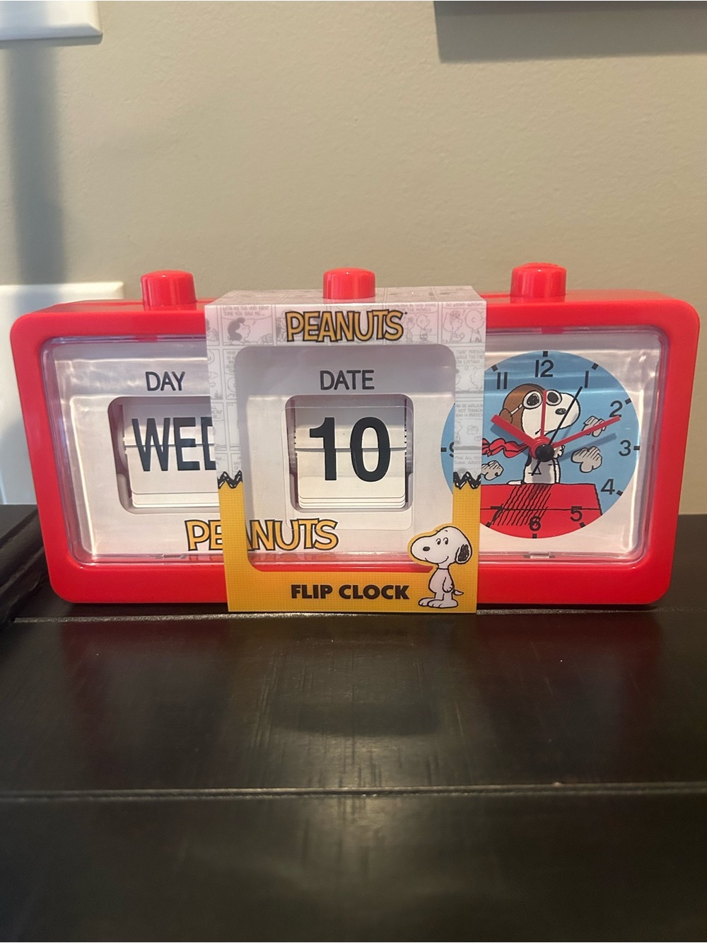 Peanuts Red Flip Clock with Snoopy Dial
